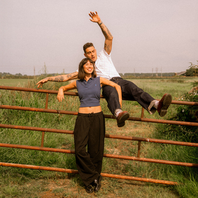 Douwe Bob en Meau Even Blijven  nummer 3 in de Nderlandstalige Top 20